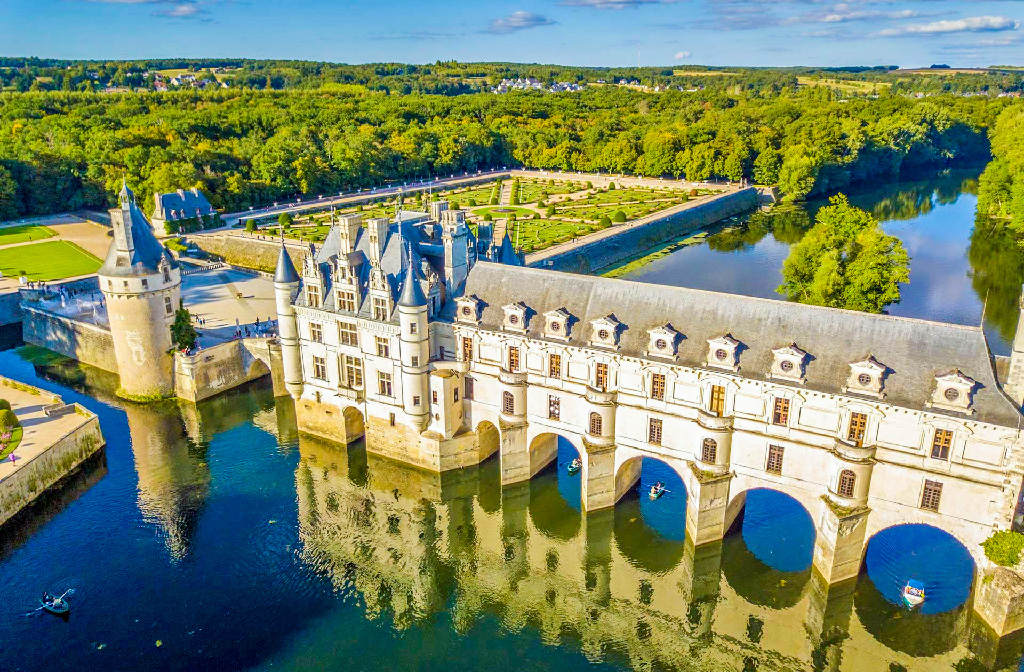 The Loire Valley Luxury Guest Houses & Rentals | Adresses Exclusives